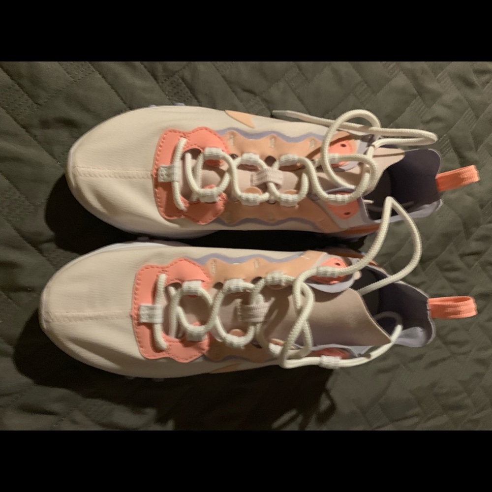 Nike React Tennis shoes